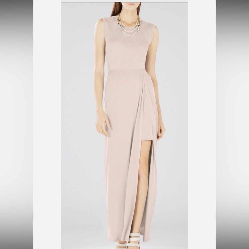 BCBGMAXAZRIA Elegant Pink Sleeveless Dress maxi size M.